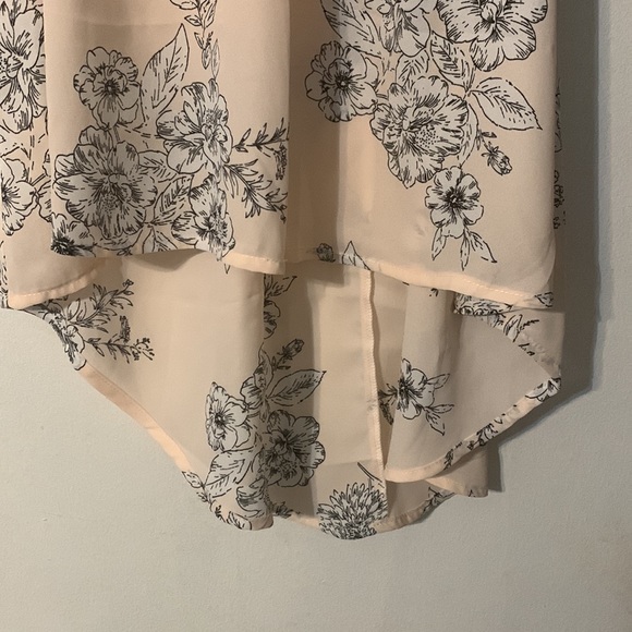 Torrid Hilo Mock Tank- NWT - Picture 2 of 9